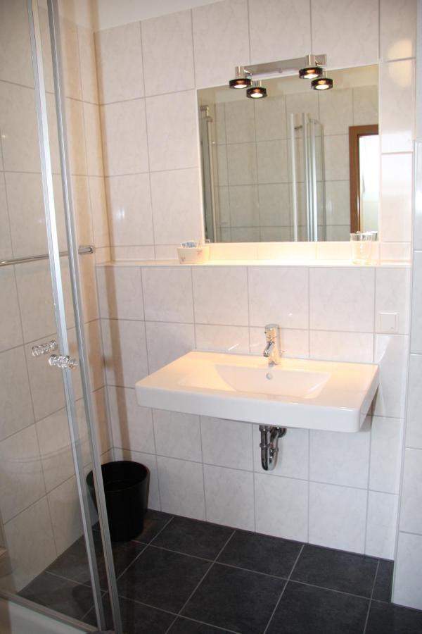 Hotel Gaststaette Wicke Baunatal Zewnętrze zdjęcie